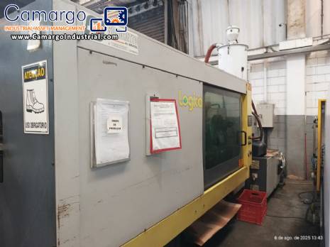 Sandretto Lgica 200-ton plastic injection molding machine