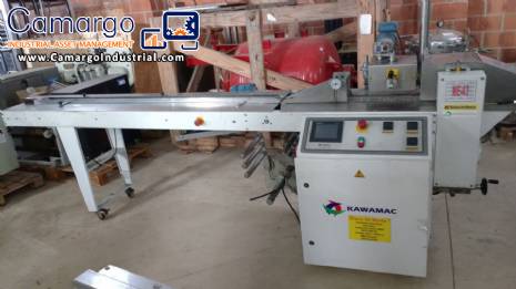 Flow pack wrapping machine Kawamac