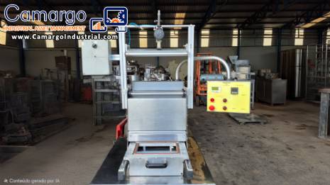 Indata semi-automatic packaging thermoforming machine