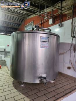 Boumatic 1320 liter stainless steel milk cooling expansion tank