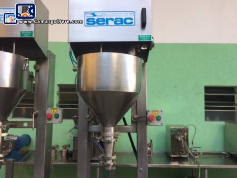Semi-automatic liquid filling machine Serac
