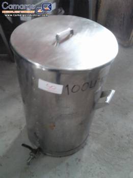 Stainless steel tank for 100 L