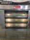 Supremax thermal cycle deck oven for bakeries, pizzerias and pastry shops.