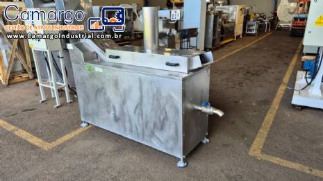 MCI continuous electric deep fryer, made of stainless steel, with a capacity of 4,000 units/hour