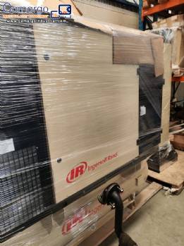 Ingersoll Rand 30hp screw compressor and air dryer