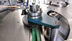 Container and capper bottle dropper and cap Prom�quina