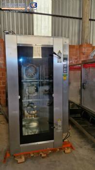 Programmable turbo oven in stainless steel, gas-powered.
