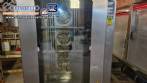Programmable turbo oven in stainless steel, gas-powered.
