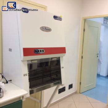 Equipment for chemical and microbiological analysis laboratory