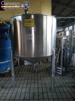 Stainless steel tank 2.000 L with stirrer