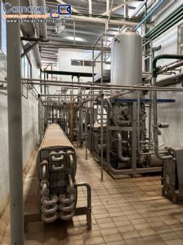 UHT VTIS Tetra Pak system for aseptic processing and sterilization of milk and dairy products, 5,000 liters/hour. UHT VTIS Tetra Pak system for aseptic processing and sterilization of milk and dairy products, 5,000 liters/hour.